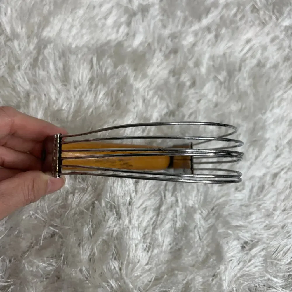 Vintage Taiwan Pastry Blender Cutter Wood Handle